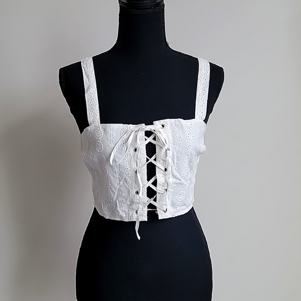 F21 ivory tie-up crop top